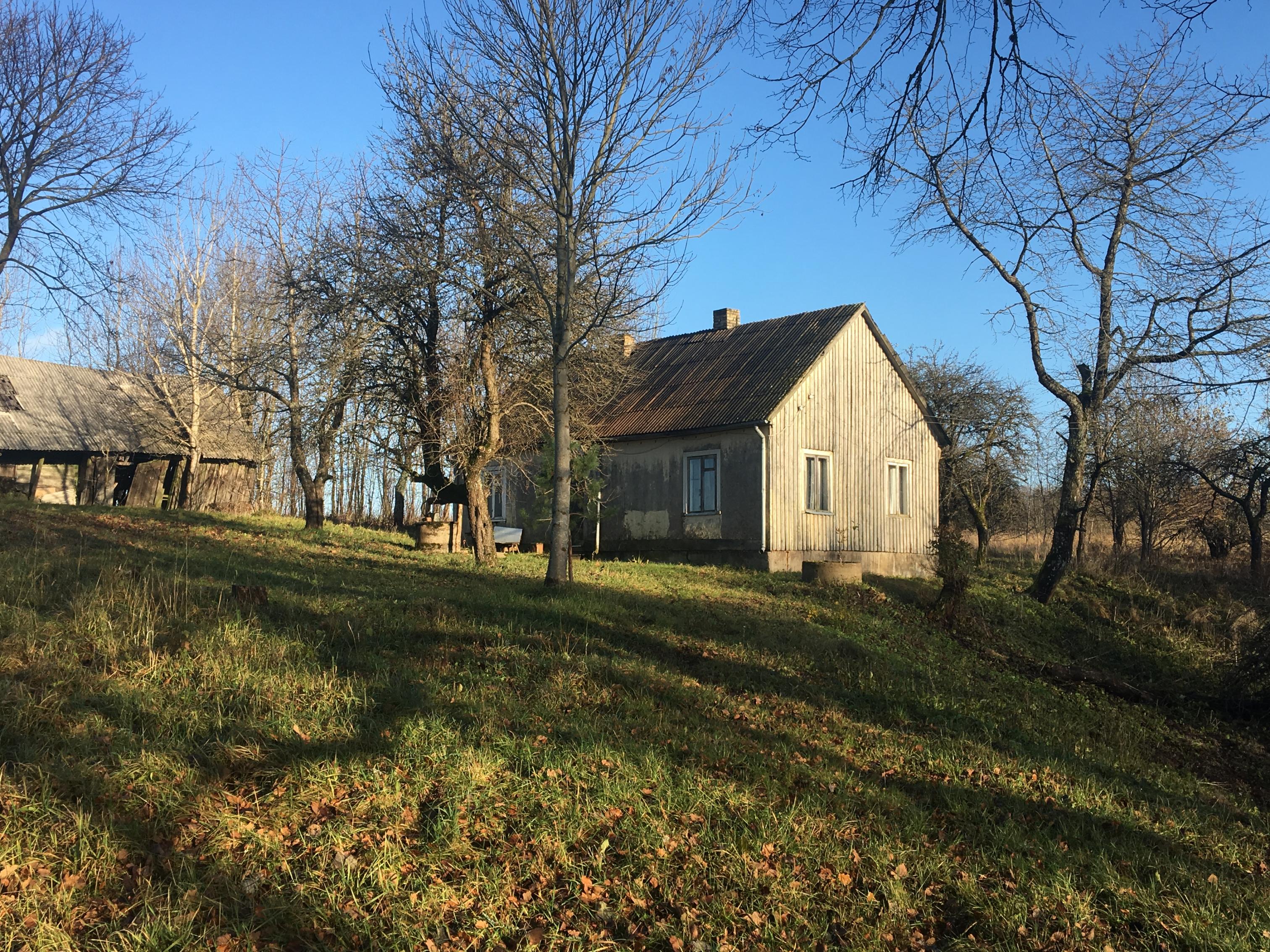 Namas Užmedžių kaime